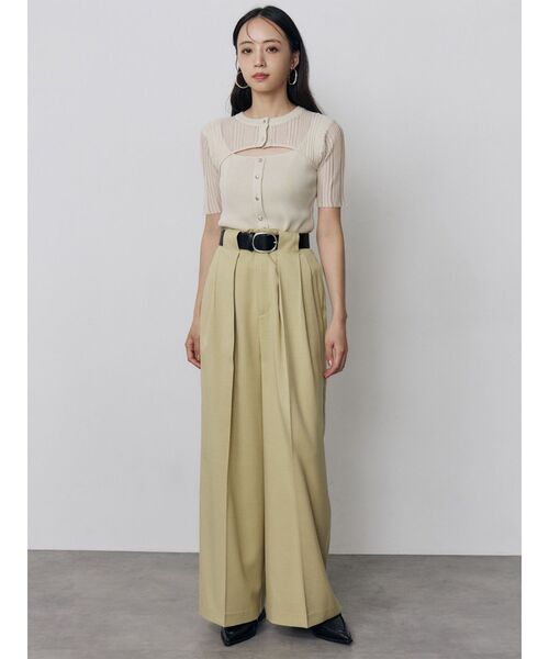 MURUA（ムルーア）の「オーバータックワイドパンツ【ベルト付】　夏服（スラックス・レディース・ライトグリーン/ブラック/アイボリー・2/1）」の7枚目の写真