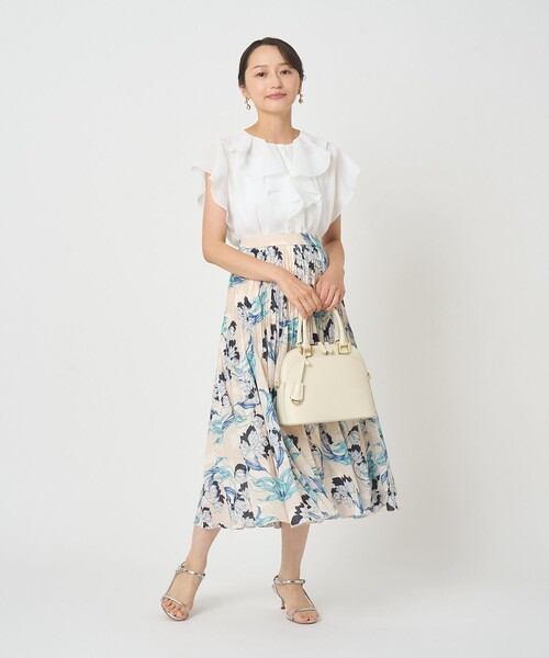 ANAYI(アナイ)の「シアースラブラッフル ブラウス〈セットアップ対応商品〉(シャツ/ブラウス・レディース・ブラック/ホワイト/ピンク・38/36)」の13枚目の写真