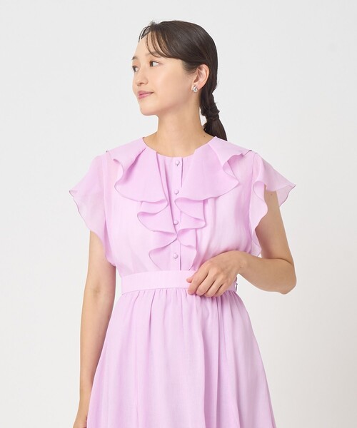 ANAYI(アナイ)の「シアースラブラッフル ブラウス〈セットアップ対応商品〉(シャツ/ブラウス・レディース・ブラック/ホワイト/ピンク・38/36)」の17枚目の写真