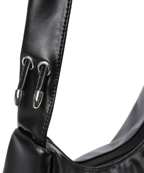 MUCENT(ムセント)の「【MUCENT/ムセント】ROUSSEL METAL LOGO SHIRRING CROSS BAG/メタル ロゴ シャーリング クロスバッグ/ブランド直輸入正規品(ショルダーバッグ・レディース・ブラック・ONE SIZE)」の5枚目の写真