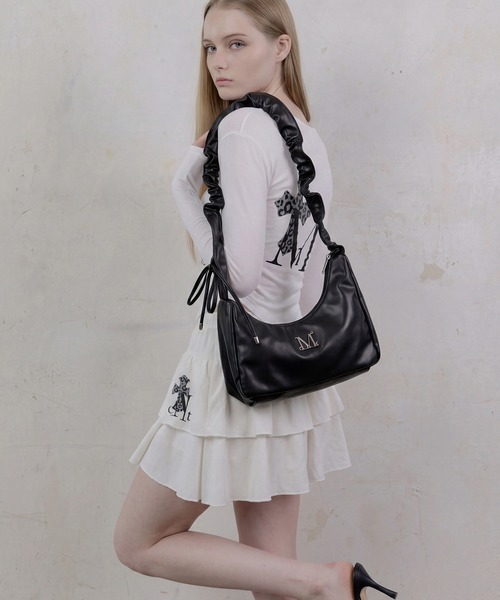 MUCENT(ムセント)の「【MUCENT/ムセント】ROUSSEL METAL LOGO SHIRRING CROSS BAG/メタル ロゴ シャーリング クロスバッグ/ブランド直輸入正規品(ショルダーバッグ・レディース・ブラック・ONE SIZE)」の10枚目の写真