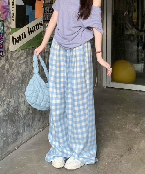 WEGO(ウィゴー)の「ギンガムチェックウエストゴム楽ちんパンツ(その他パンツ・レディース・ブルー/ピンク・LARGE/MEDIUM)」の3枚目の写真