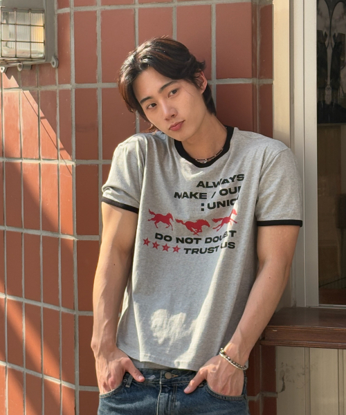 AMOU(アモウ)の「Runing horse Ringer T-shirts GRAY(Tシャツ/カットソー・レディース・その他・1/2/3)」の4枚目の写真