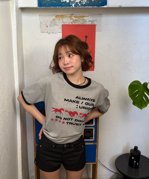 AMOU(アモウ)の「Runing horse Ringer T-shirts GRAY(Tシャツ/カットソー・レディース・その他・1/2/3)」の6枚目の写真