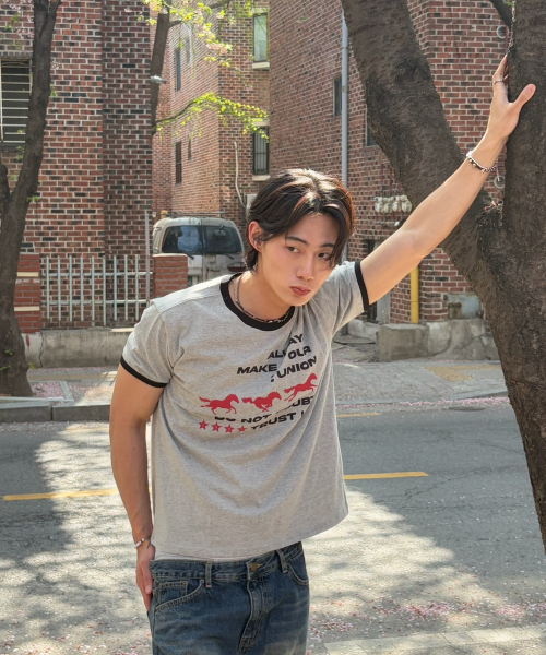 AMOU(アモウ)の「Runing horse Ringer T-shirts GRAY(Tシャツ/カットソー・レディース・その他・1/2/3)」の7枚目の写真