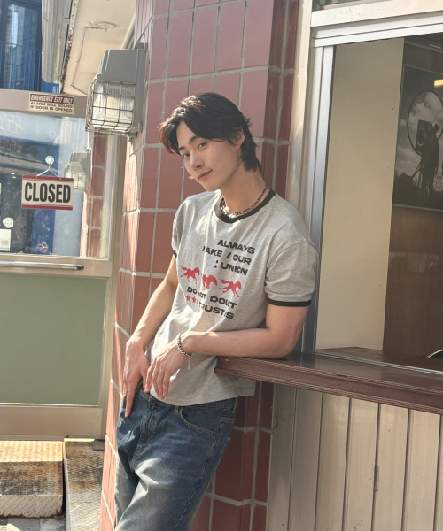 AMOU(アモウ)の「Runing horse Ringer T-shirts GRAY(Tシャツ/カットソー・レディース・その他・1/2/3)」の10枚目の写真