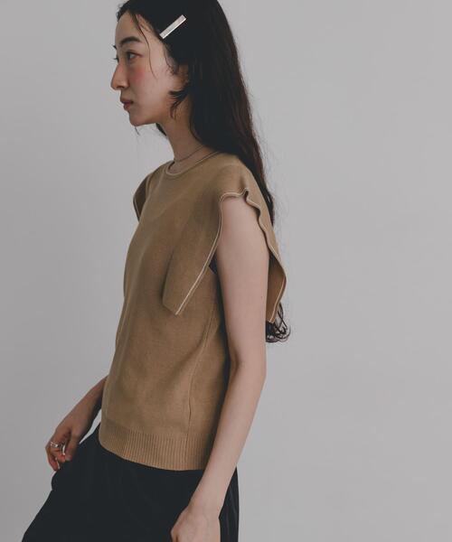 SENSE OF PLACE by URBAN RESEARCH(センスオブプレイスバイアーバンリサーチ)の「『洗濯可』パネルスリーブノースリセーター(ニット/セーター・レディース・レッド/ベージュ/アイボリー/ブラック・ONE)」の19枚目の写真