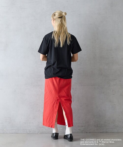 BIRTHDAY BAR(バースデイバー)の「BIRTHDAY BAR/The Goonies/Tシャツ(Tシャツ/カットソー・レディース・ブラック・MEDIUM/X-LARGE)」の3枚目の写真