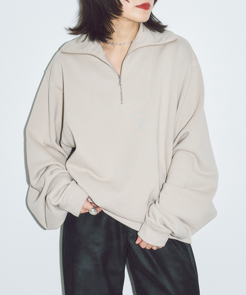 CITYSHOP(シティーショップ)の「STAND ZIP スウェット(スウェット・レディース・ブラック/ベージュ・FREE)」の2枚目の写真