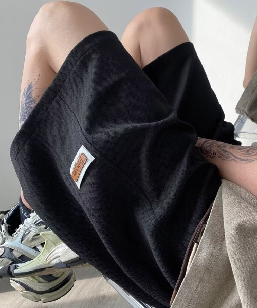 KELVIN(ケルヴァン)の「Textured Relax Shorts テクスチャードリラックスショーツ(その他パンツ・メンズ・ブラック/アイボリー・LARGE/MEDIUM)」の10枚目の写真
