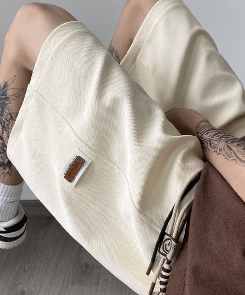 KELVIN(ケルヴァン)の「Textured Relax Shorts テクスチャードリラックスショーツ(その他パンツ・メンズ・ブラック/アイボリー・LARGE/MEDIUM)」の6枚目の写真