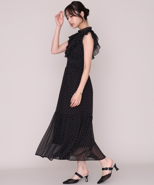 MISCH MASCH(ミッシュマッシュ)の「2026秋冬新作 ギャザーフリルティアードワンピース(ワンピース・レディース・ブラック/ブルー・S/M)」の8枚目の写真