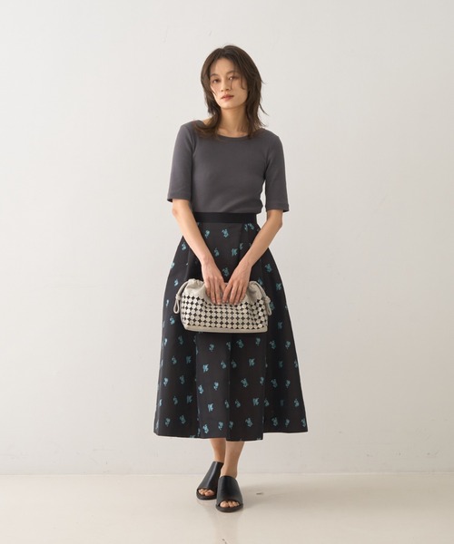DESIGNWORKS(デザインワークス)の「テレコバックオープンクルーネックプルオーバー(Tシャツ/カットソー・レディース・チャコールグレー/カーキ・38)」の19枚目の写真