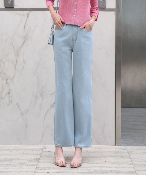 PIGMENT(ピグメント)の「ライトラベルデニムパンツ (CCDP260503)(デニムパンツ・レディース・スカイブルー/ブルー・SMALL/MEDIUM/LARGE)」の4枚目の写真