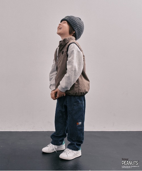GROOVY COLORS(グルービーカラーズ)の「8oz Denim SNOOPY Work Pants(デニムパンツ・キッズ・ネイビー/ブルー・125cm/115cm)」の6枚目の写真