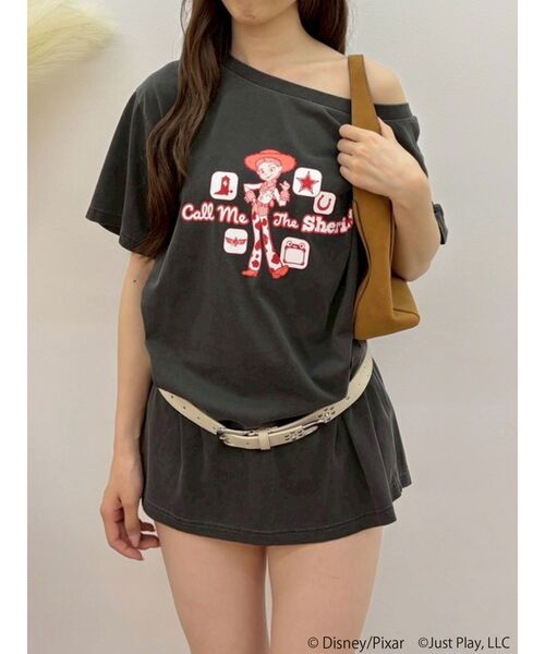 EVRIS(エヴリス)の「【TOY STORY5】ワンショルダーBIG Tシャツ(Tシャツ/カットソー・レディース・グレー/その他1・FREE)」の22枚目の写真