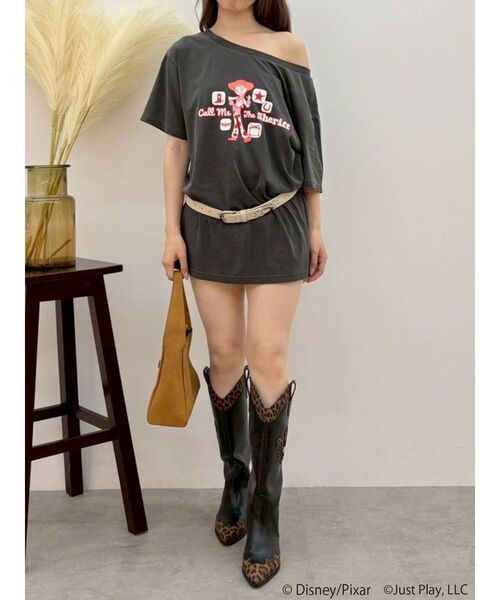 EVRIS(エヴリス)の「【TOY STORY5】ワンショルダーBIG Tシャツ(Tシャツ/カットソー・レディース・グレー/その他1・FREE)」の19枚目の写真