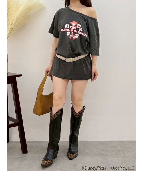 EVRIS(エヴリス)の「【TOY STORY5】ワンショルダーBIG Tシャツ(Tシャツ/カットソー・レディース・グレー/その他1・FREE)」の18枚目の写真
