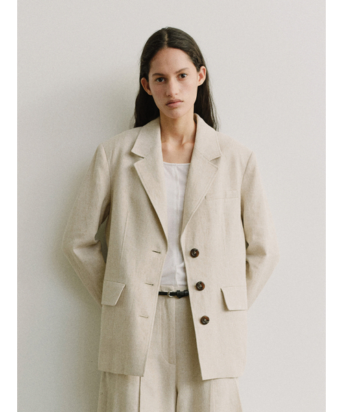 MOHAN(モハン)の「TIS LINEN TAILORED SINGLE BLAZER_BEIGE STRIPE(テーラードジャケット・レディース・ベージュ・MEDIUM/SMALL/X-SMALL)」の5枚目の写真