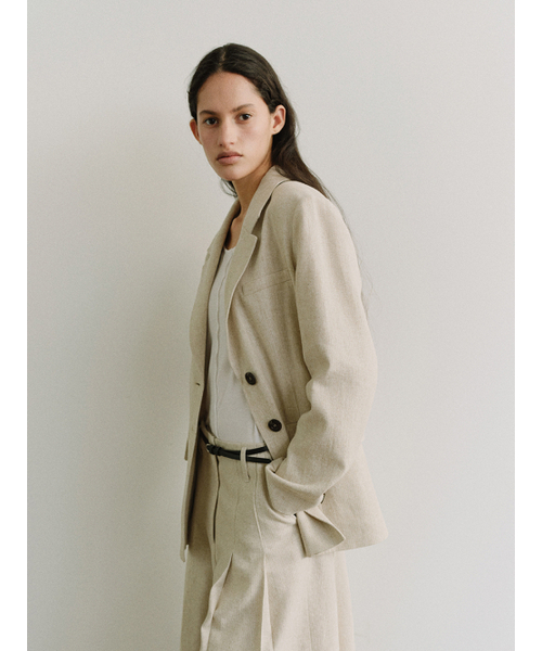 MOHAN(モハン)の「TIS LINEN TAILORED SINGLE BLAZER_BEIGE STRIPE(テーラードジャケット・レディース・ベージュ・MEDIUM/SMALL/X-SMALL)」の7枚目の写真