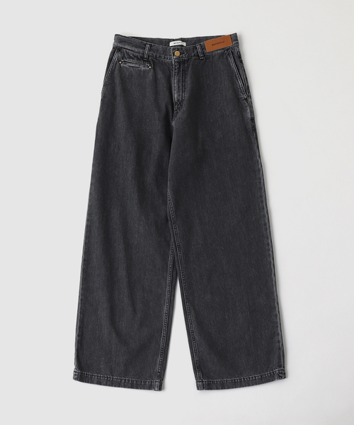 MATSUFUJI(マツフジ)の「MATSUFUJI / マツフジ WIDE FADE DENIM TROUSERS(デニムパンツ・メンズ・チャコールグレー・2/3)」の1枚目の写真