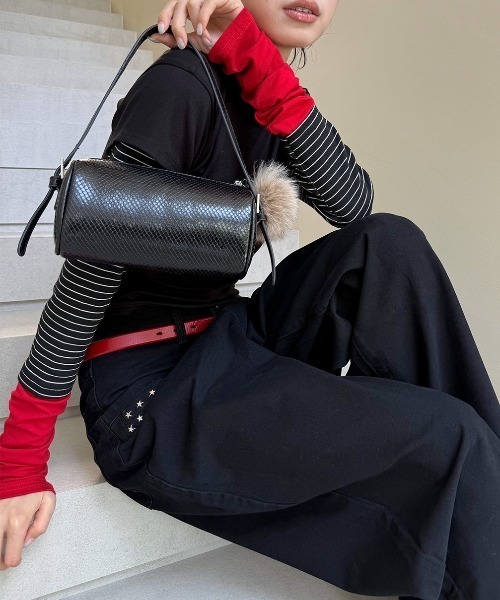 Vipoa(ヴィポア)の「Striped contrast layer tops(Tシャツ/カットソー・レディース・ブラック・FREE)」の10枚目の写真