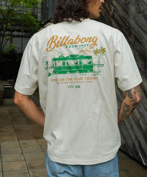BILLABONG(ビラボン)の「BILLABONG メンズ SURF TRAIN Tシャツ【OVER FIT】【江ノ電×BILLABONG】【2026年秋冬モデル】(Tシャツ/カットソー・メンズ・グリーン系その他/ブラック系その他/クリーム・X-LARGE/LARGE/MEDIUM)」の1枚目の写真