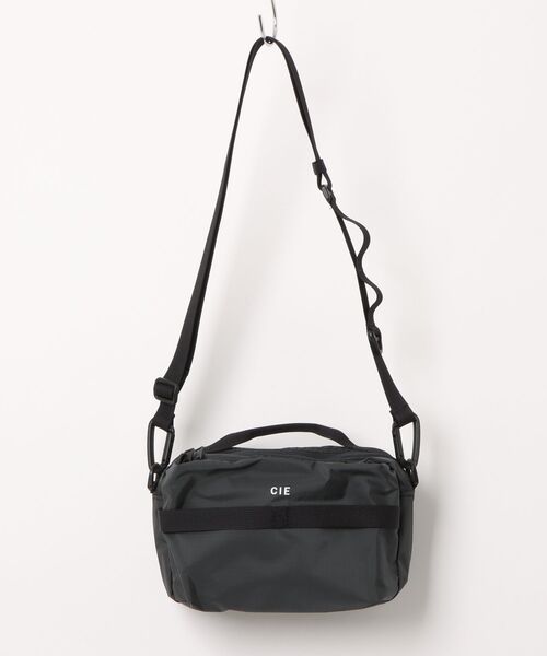 CIE(シー)の「【CIE】GRID-0 MINI SHOULDER(ショルダーバッグ・メンズ・チャコールグレー・FREE)」の1枚目の写真