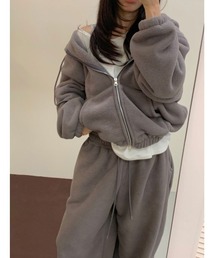 フード付きジャケットパンツセットアップ