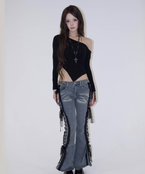 REINE NOIRE（レーヌノワール）の「black edge tops. / ブラックエッジトップス（Tシャツ/カットソー・レディース・ブラック・FREE）」の7枚目の写真