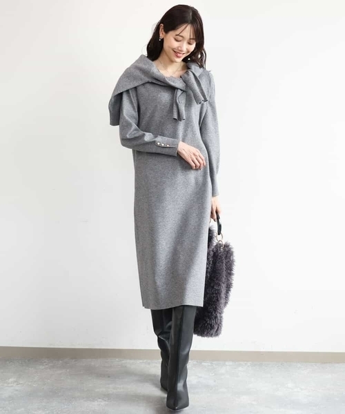 MK MICHEL KLEIN（エムケーミッシェルクラン）の「[洗える]Vネックニットワンピース（ワンピース・レディース・レッド/グレー・38）」の2枚目の写真