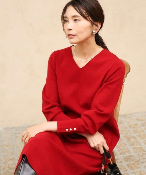 MK MICHEL KLEIN（エムケーミッシェルクラン）の「[洗える]Vネックニットワンピース（ワンピース・レディース・レッド/グレー・38）」の3枚目の写真