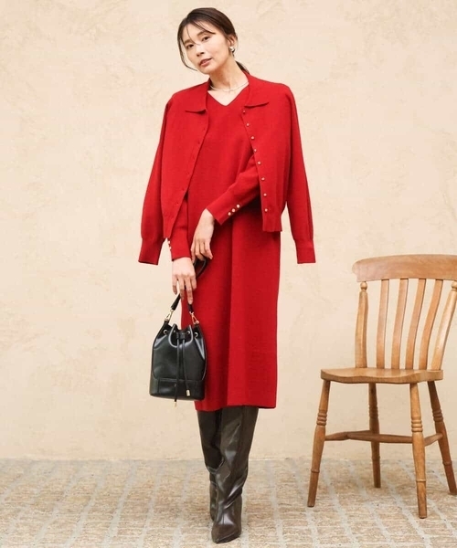 MK MICHEL KLEIN（エムケーミッシェルクラン）の「[洗える]Vネックニットワンピース（ワンピース・レディース・レッド/グレー・38）」の11枚目の写真