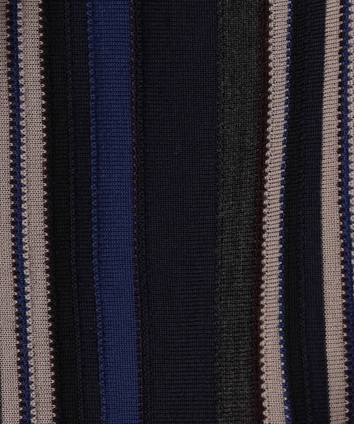 TOMORROWLAND (トゥモローランド)の「TOMORROWLAND tricot スーパーファインメリノウール ストライプVネックカーディガン S-WOOL(カーディガン/ボレロ・メンズ・ブルー系その他2/グレー系その他2・M/L/S)」の13枚目の写真
