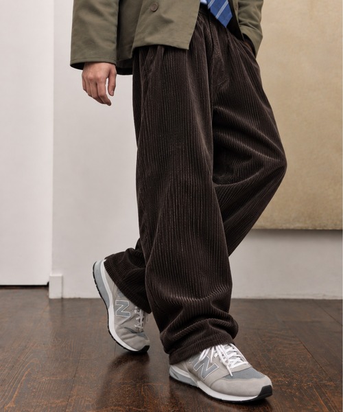 ZIP FIVE(ジップファイブ)の「REDKAP コーデュロイ 2タックパンツ(その他パンツ・メンズ・ブラウン/ベージュ/カーキ/ブラック・LARGE/MEDIUM/X-LARGE)」の2枚目の写真