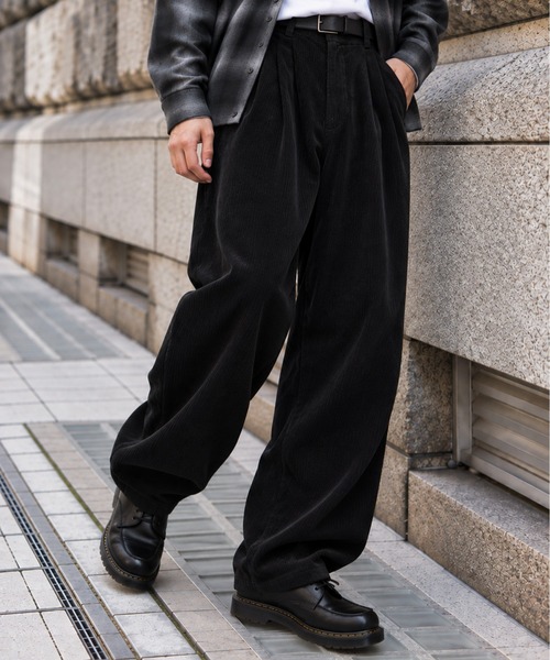 ZIP FIVE(ジップファイブ)の「REDKAP コーデュロイ 2タックパンツ(その他パンツ・メンズ・ブラウン/ベージュ/カーキ/ブラック・LARGE/MEDIUM/X-LARGE)」の1枚目の写真