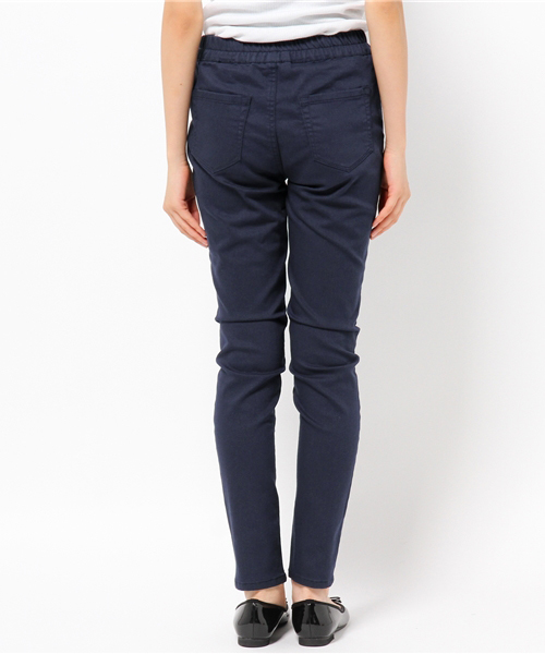 LBC（エルビーシー）の「コットンツイルスキニーパンツ   （その他パンツ・レディース・オリーブ/ネイビー/ブラック/ホワイト・MEDIUM/LARGE/SMALL）」の7枚目の写真