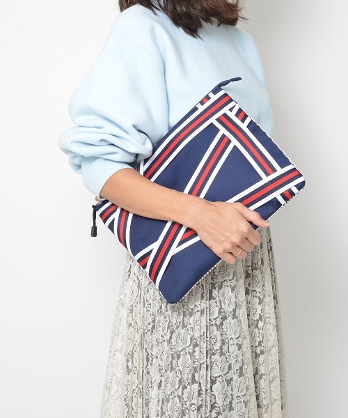 SOLPRESA（ソルプレーサ）の「テープクラッチバッグ（クラッチバッグ・レディース・ベージュ/ネイビー/キナリ・FREE）」の3枚目の写真