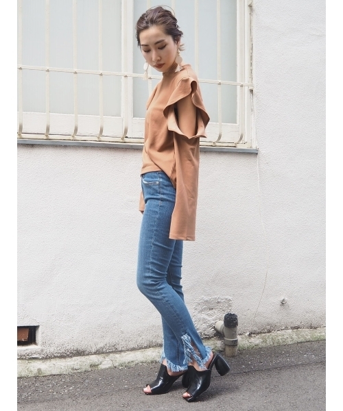 MURUA(ムルーア)の「ショルダーカッティングTOPS(ジャージ・レディース・ブラック/ベージュ・FREE)」の9枚目の写真