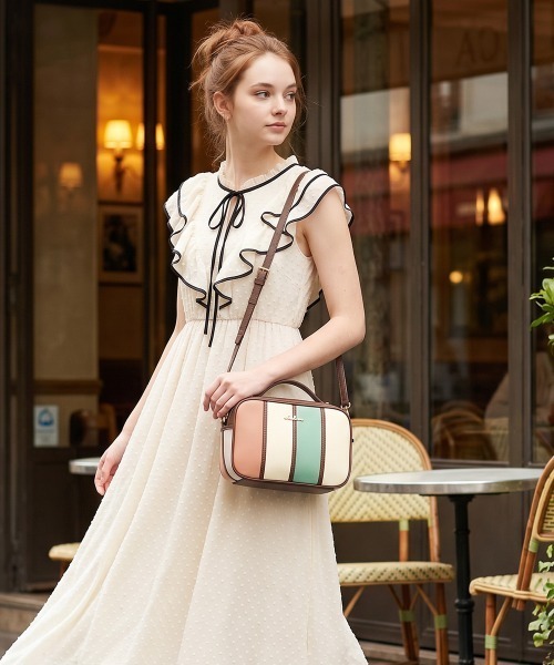 Clelia(クレリア)の「2wayマルチカラー横長ミニショルダーバッグ(ショルダーバッグ・レディース・ラベンダー/パープル系その他/ブラウン系その他/ピンク系その他・ONE SIZE)」の4枚目の写真
