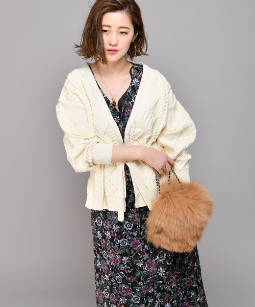 RIVE DROITE（リヴドロワ）の「サッシュ付ケーブルカーディガン（カーディガン/ボレロ・レディース・オフホワイト/ブラック・FREE）」の4枚目の写真