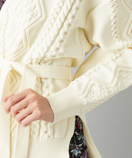 RIVE DROITE（リヴドロワ）の「サッシュ付ケーブルカーディガン（カーディガン/ボレロ・レディース・オフホワイト/ブラック・FREE）」の17枚目の写真