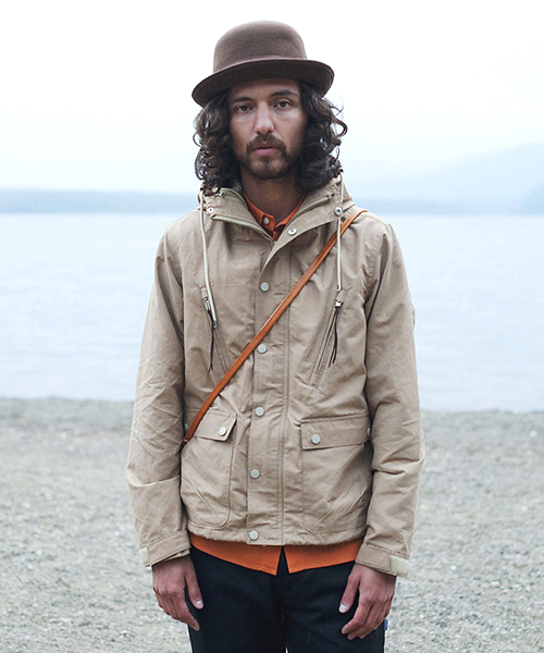 rehacer(レアセル)の「rehacer : Sure liner mountain parka(マウンテンパーカー・メンズ・カーキ/ベージュ/ブラック・MEDIUM/LARGE/SMALL)」の3枚目の写真