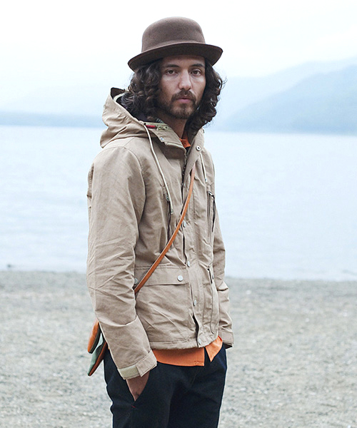 rehacer(レアセル)の「rehacer : Sure liner mountain parka(マウンテンパーカー・メンズ・カーキ/ベージュ/ブラック・MEDIUM/LARGE/SMALL)」の9枚目の写真
