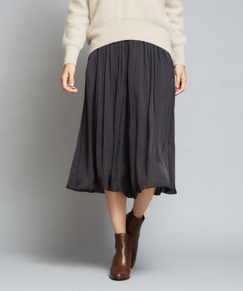 qualite（カリテ）の「ヴィンテージサテンプリーツスカーチョ（その他パンツ・レディース・ブラック/ベージュ/ブルー・フリー）」の2枚目の写真