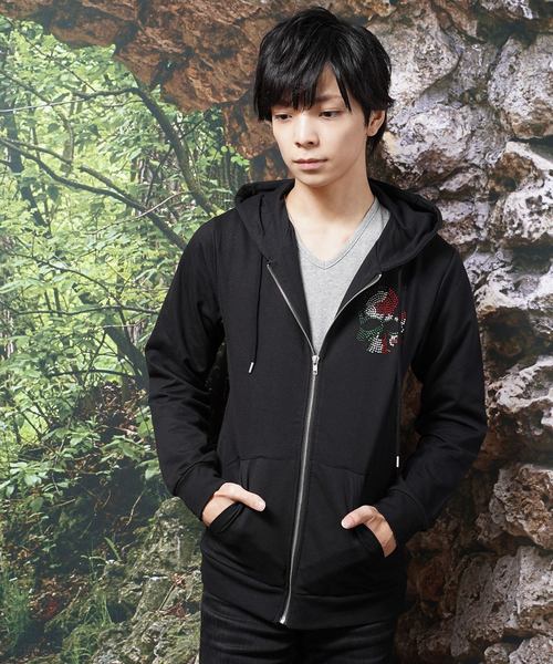 おしゃれスタ(オシャレスタ)の「スカルラインストーンフードジップジャケット(SS)(その他アウター・メンズ・A/B/C/D・L/M)」の4枚目の写真