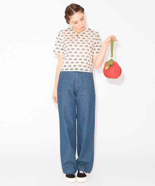 Ray BEAMS(レイビームス)の「○Ray BEAMS / リッププリント クロップドプルオーバー(シャツ/ブラウス・レディース・ブラック系その他/レッド系その他・ONE SIZE)」の11枚目の写真