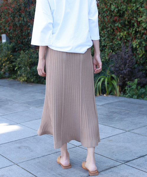 Auntie Rosa(アンティローザ)の「【Auntie Rosa】ニットプリーツロングスカート(スカート・レディース・ブラック/ベージュ/モカ/ナチュラル・FREE)」の15枚目の写真