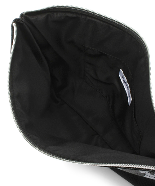 WEGO（ウィゴー）の「WEGO/パンチングクラッチバッグ（クラッチバッグ・メンズ・ホワイト/ブラック・FREE）」の6枚目の写真