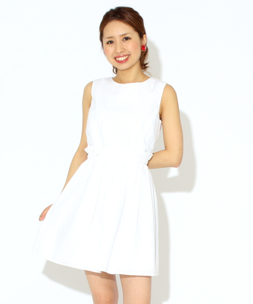 Ray BEAMS(レイビームス)の「◎○Ray BEAMS / サッカーストライプ ギャザーワンピース(ワンピース・レディース・ホワイト/ブルー系その他・0/1)」の16枚目の写真